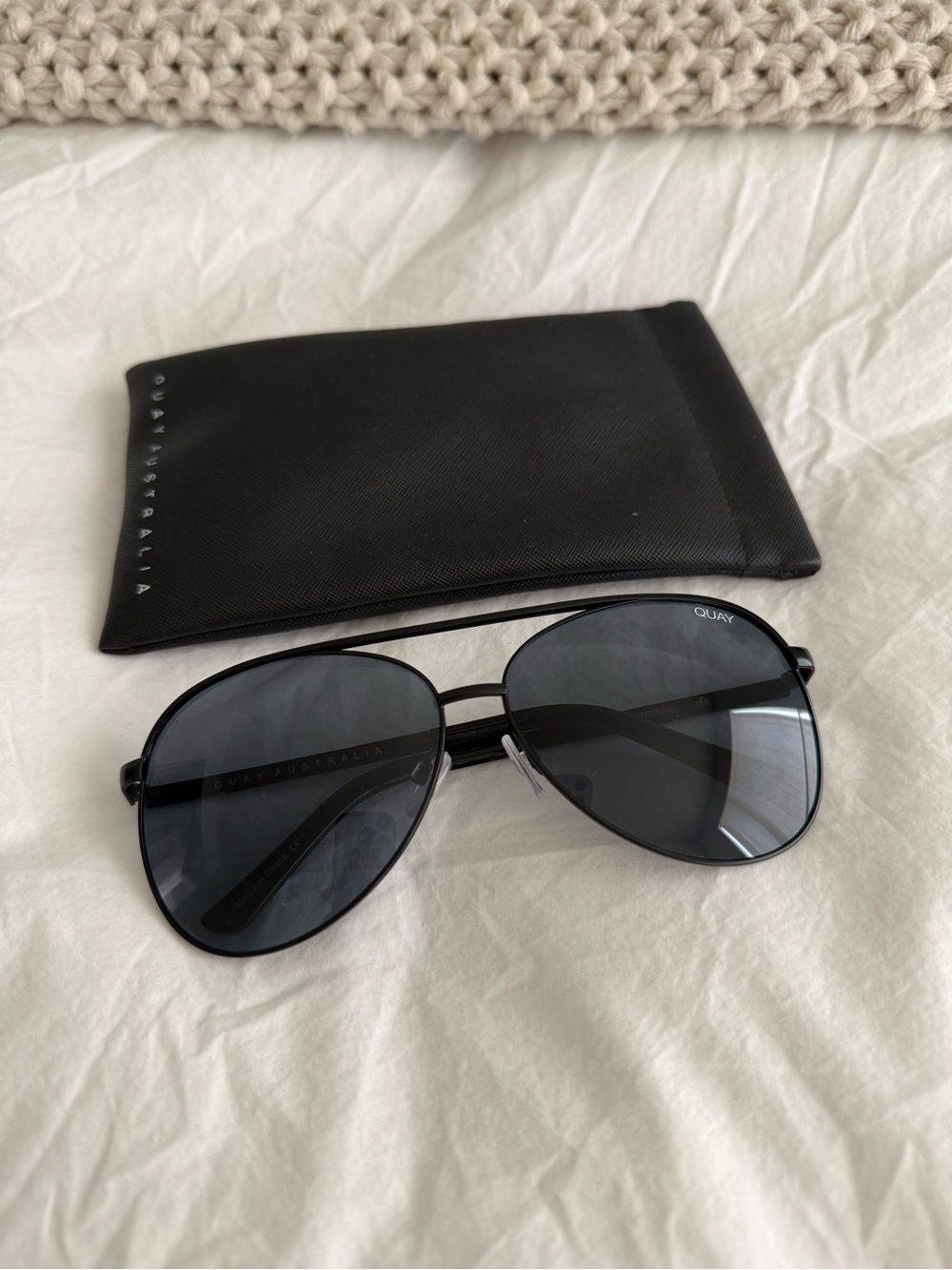 Quay Australia Black Metal Aviator Sunglasses
